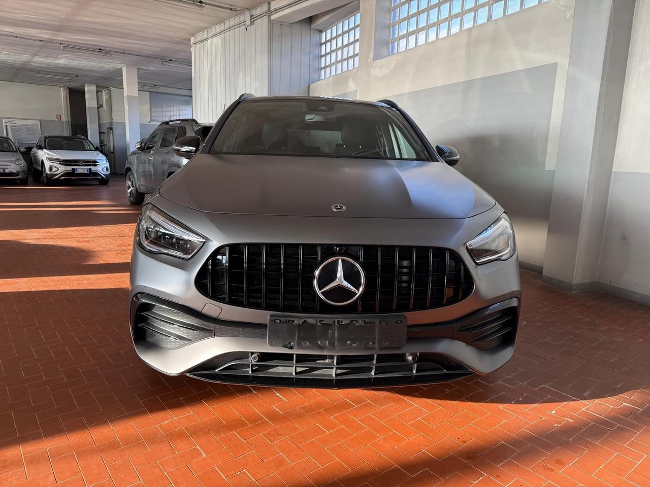 Mercedes-Benz GLA 200 d premium auto