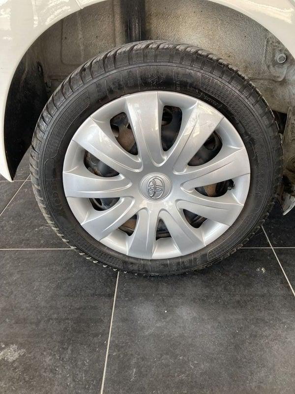 Toyota Aygo 1.0 VVT-i MMT x-play