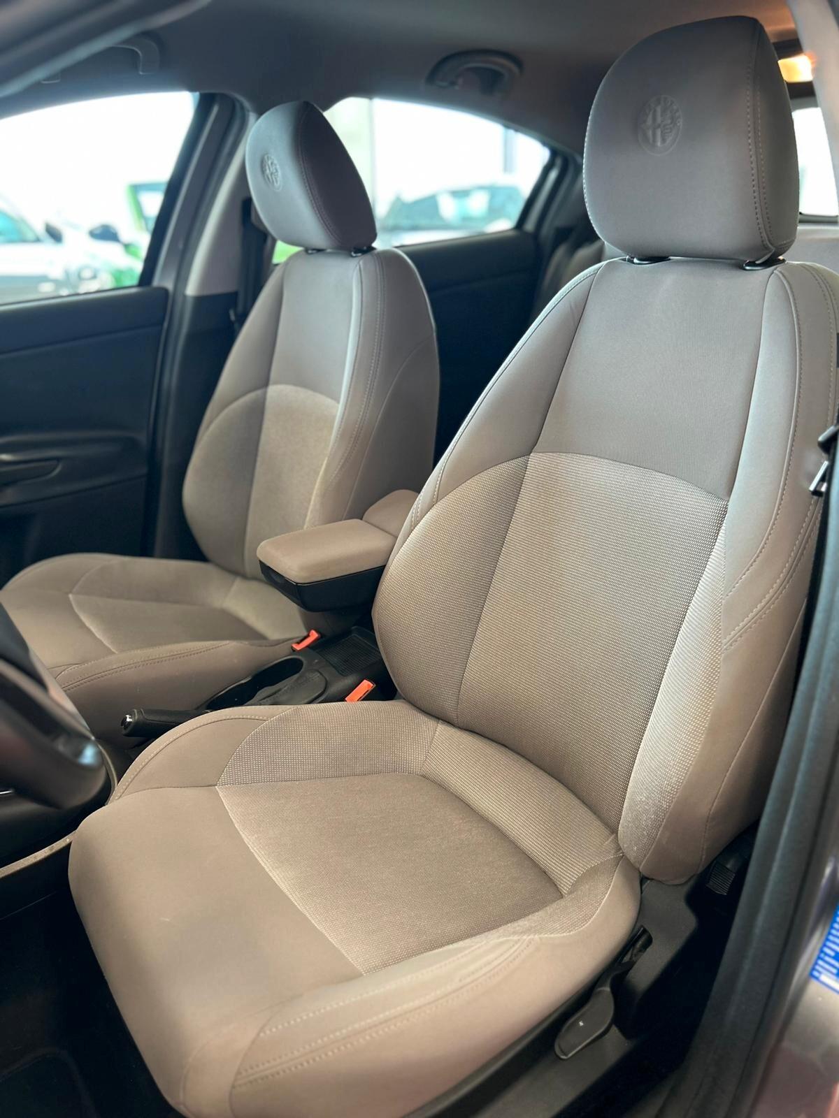 Alfa Romeo Giulietta 1.6 JTDm-2 105 CV Distinctive