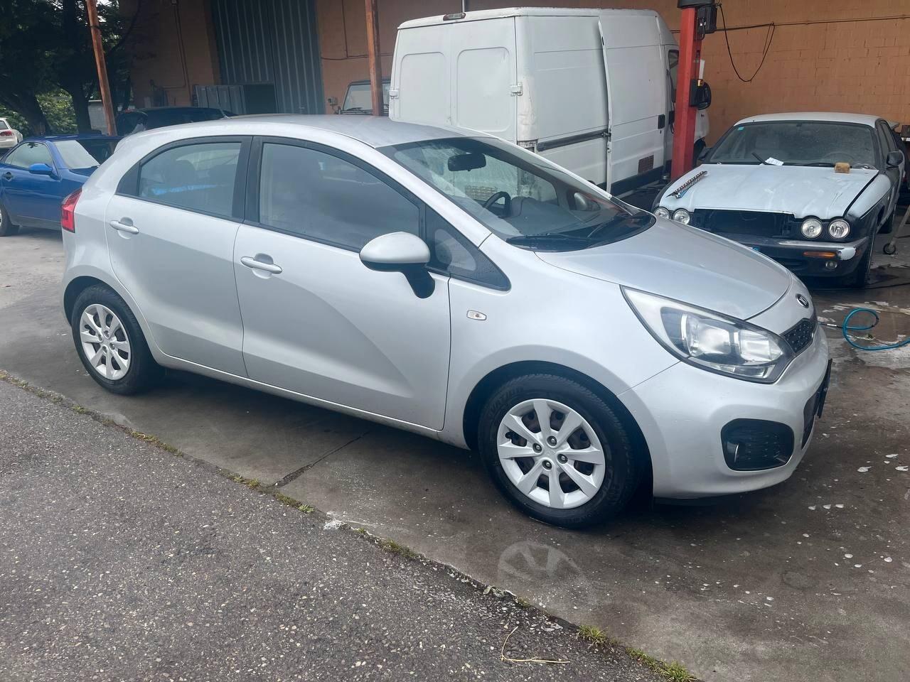 Kia Rio 1.1 CRDi 5p. Cool