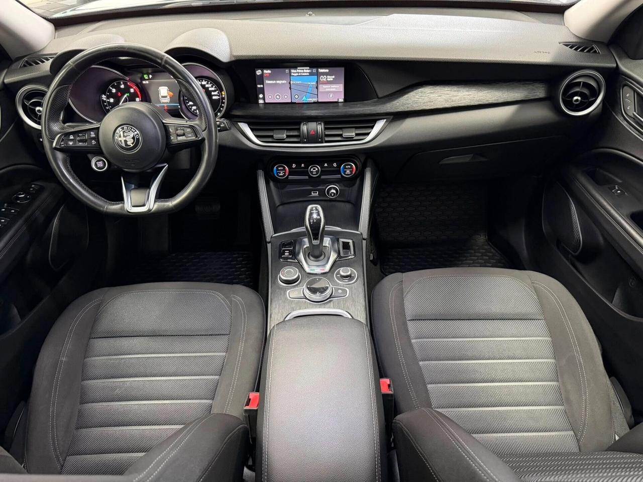 Alfa Romeo Stelvio 2.2 Turbodiesel 160 CV AT8 RWD Business