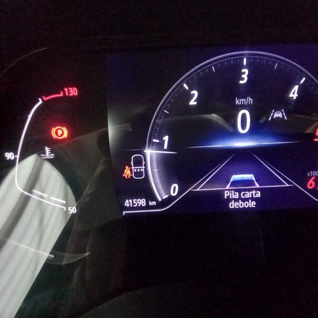 RENAULT Captur Blue dCi 115 CV EDC Intens