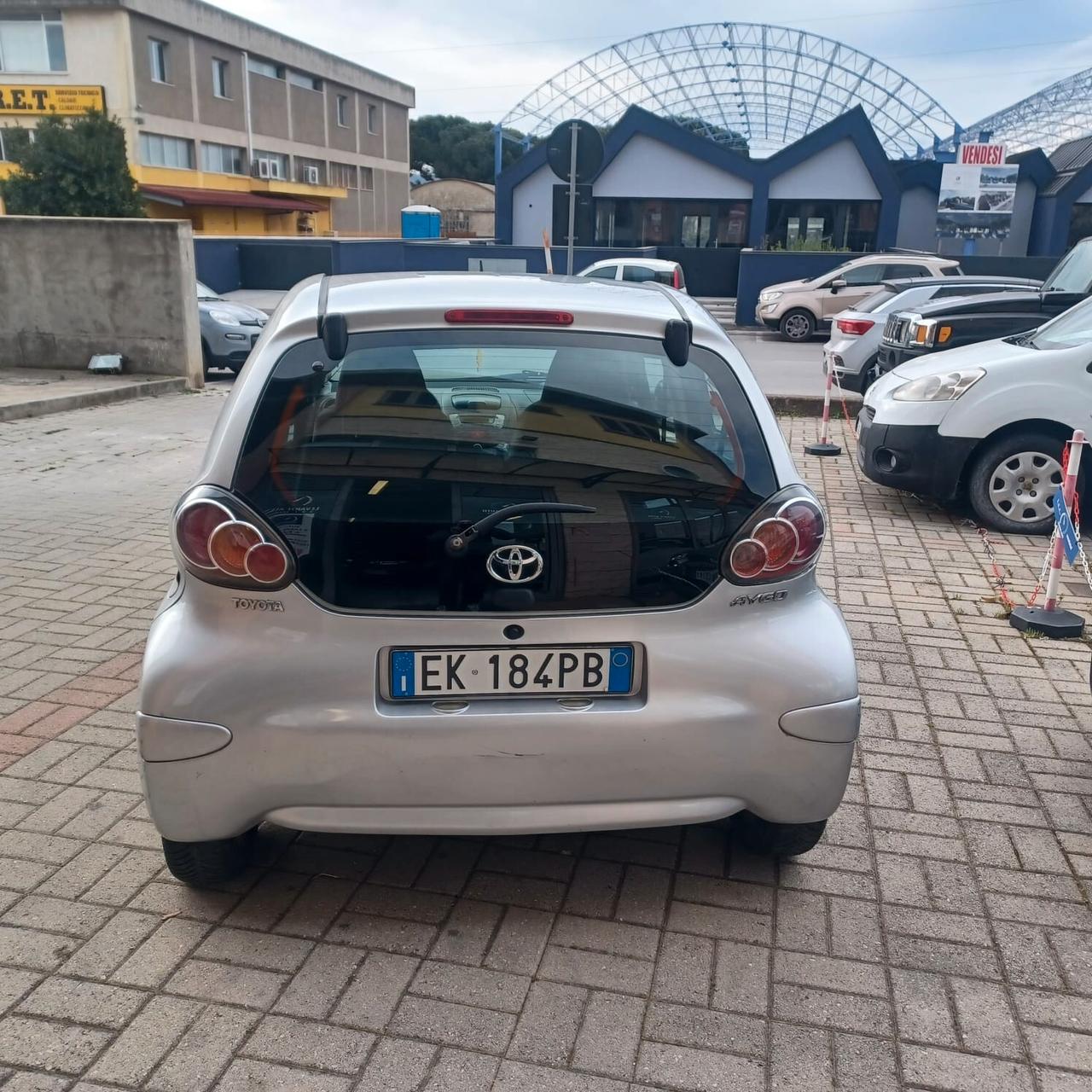 135.048 KM AYGO 1.0 NEOPATENTATI AUTOMATICA