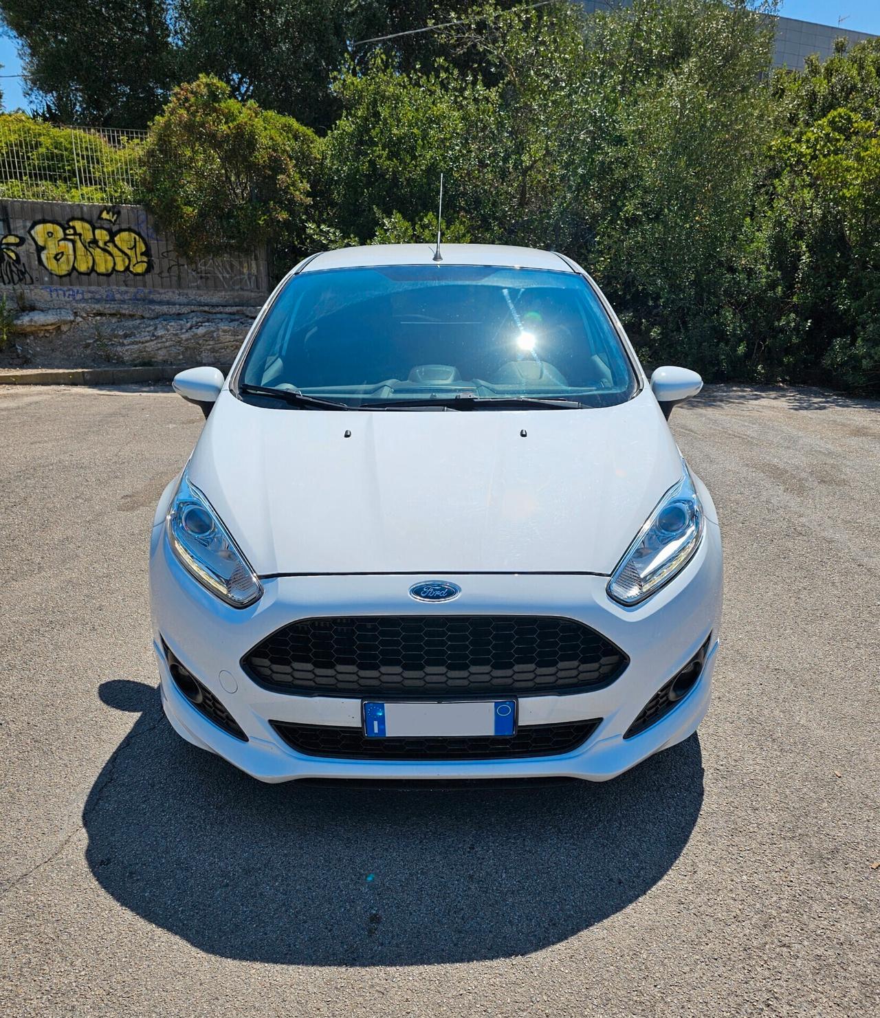 Ford Fiesta 1.5 TDCi 75CV 5 porte ST-Line