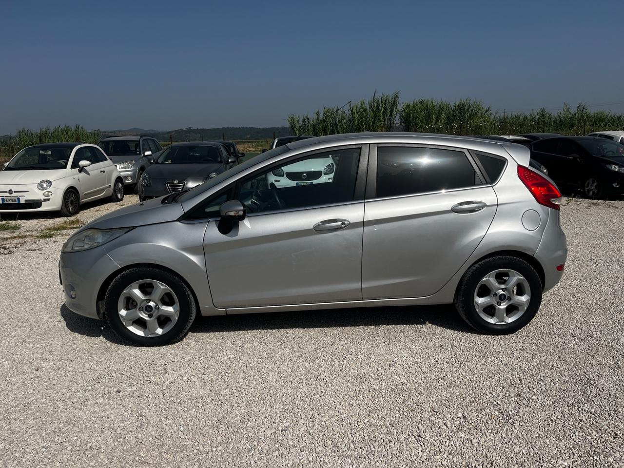 Ford Fiesta 1.4 TDCi 5p. Titanium