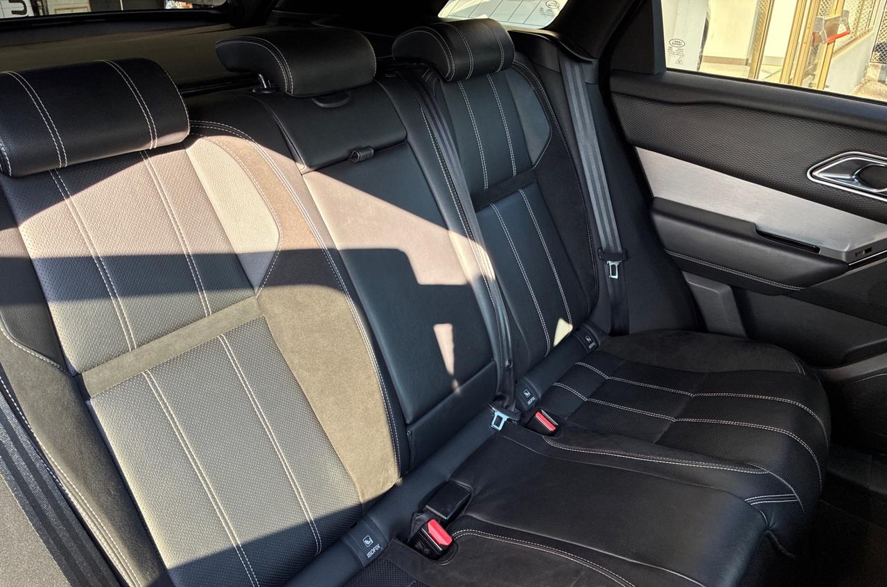 Land Rover Range Velar 2.0D I4 240 cv R-Dynamic