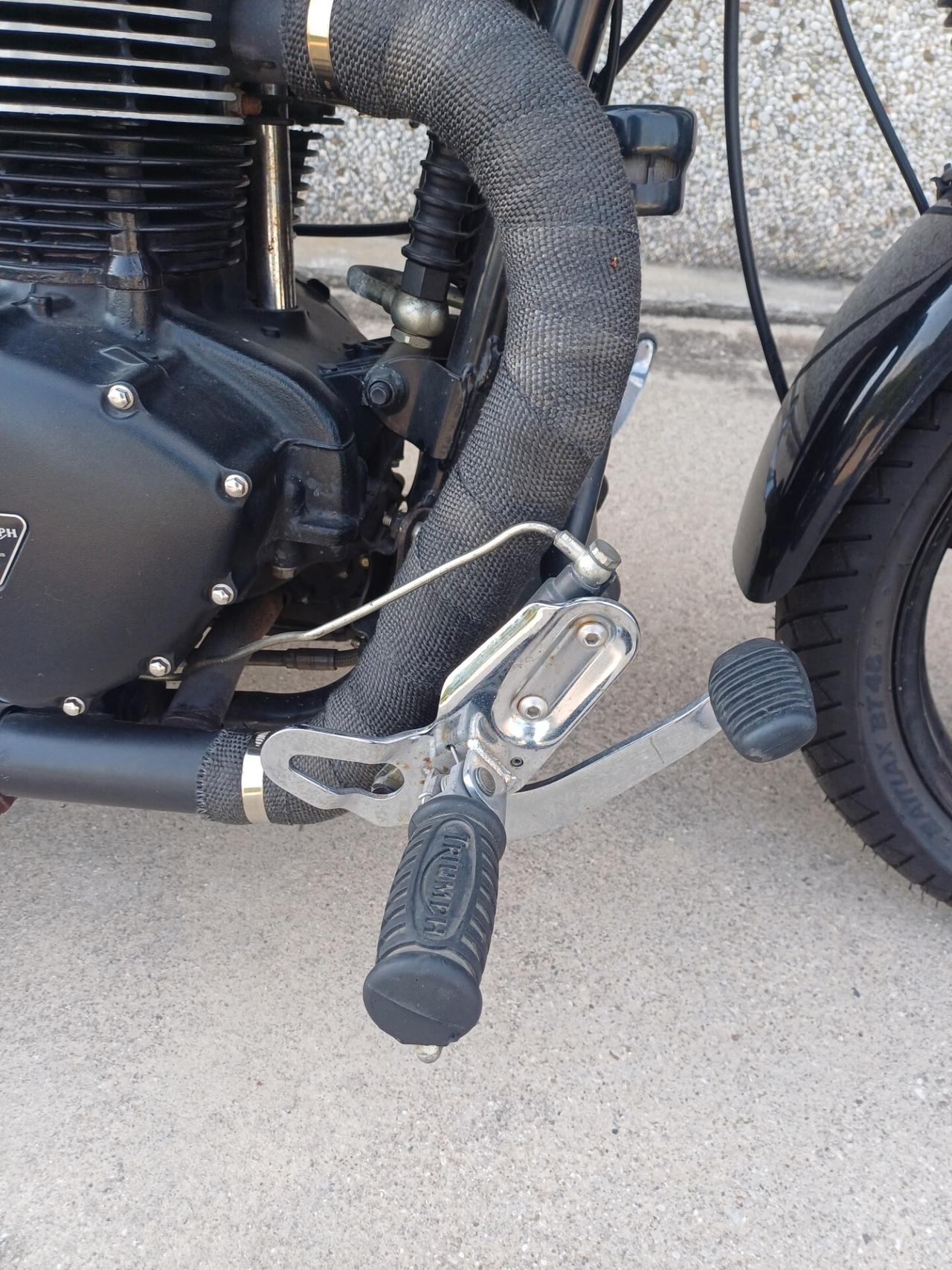 Triumph SpeedMaster preparazione Mr.Martini