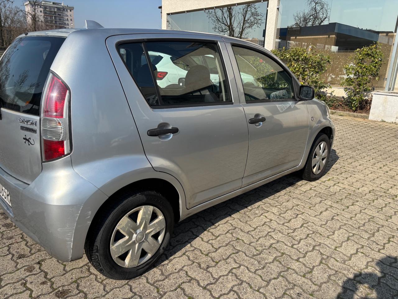 Daihatsu Sirion 1.0 12V Mio