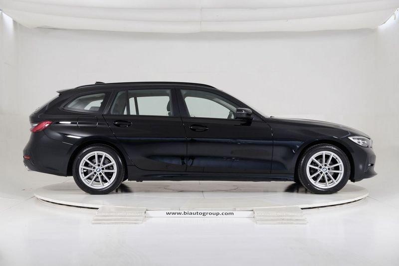 BMW Serie 3 318d Touring Business Advantage