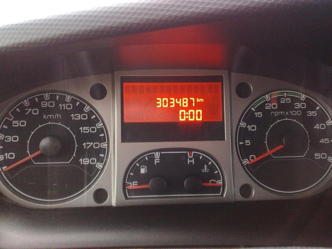 Iveco Daily 35c14 3000cc GRANVOLUME - 2011