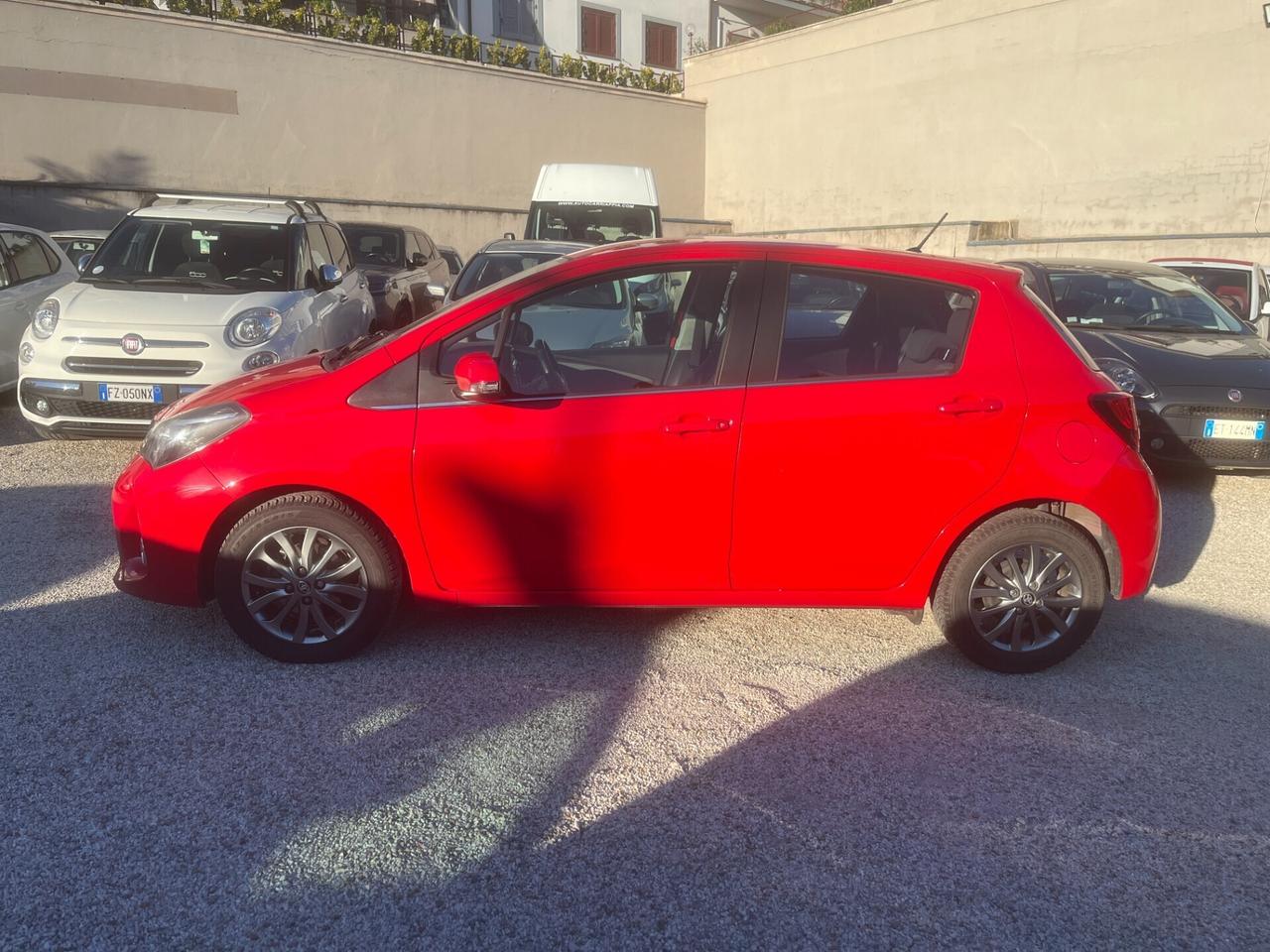 Toyota Yaris 1.0 5 porte Lounge