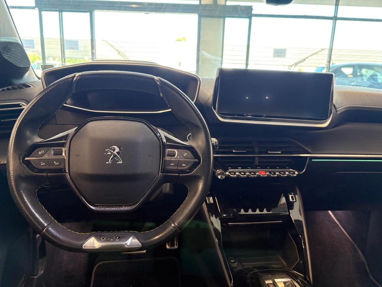 Peugeot 208 GT PACK motore elettrico 136 CV SPOTICAR