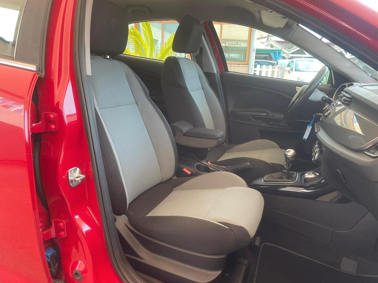 Alfa Romeo Giulietta 1.6 JTDm-2 105 CV Exclusive