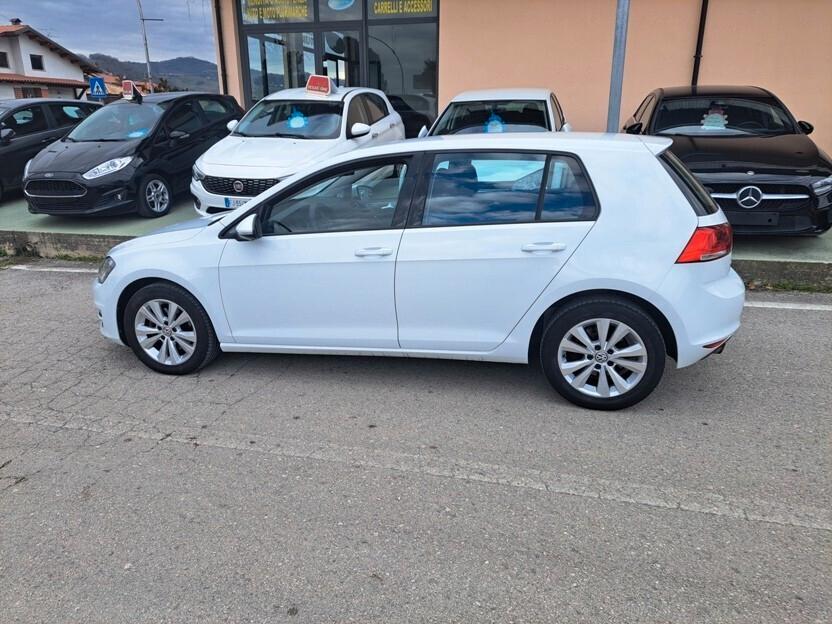 Volkswagen Golf 1.6 TDI Comfortline - 2013