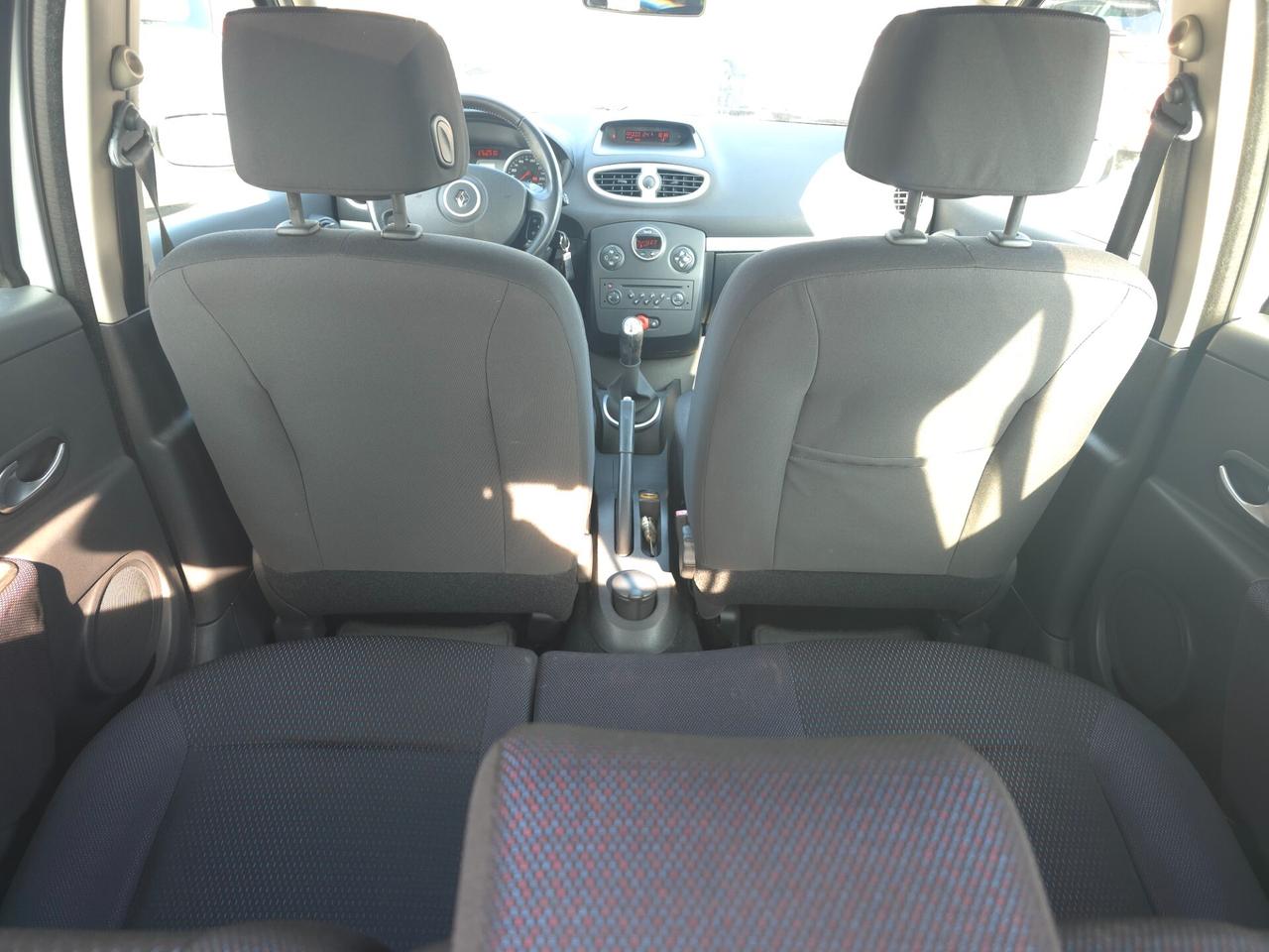 Renault Clio 1.2 16V 5 porte Confort