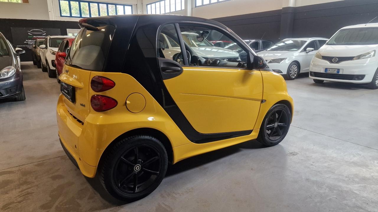 Smart ForTwo 1000 52 kW MHD coupé passion