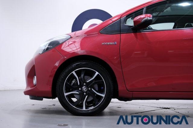 TOYOTA Yaris 1.5 HYBRID 5 PORTE STYLE NEOPATENTATI