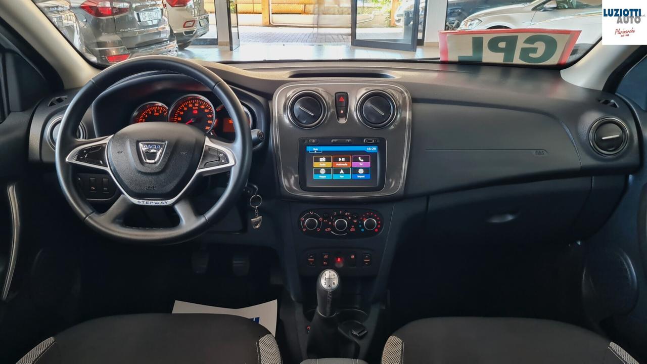 Dacia Sandero STEPWAY Turbo GPL 90CV