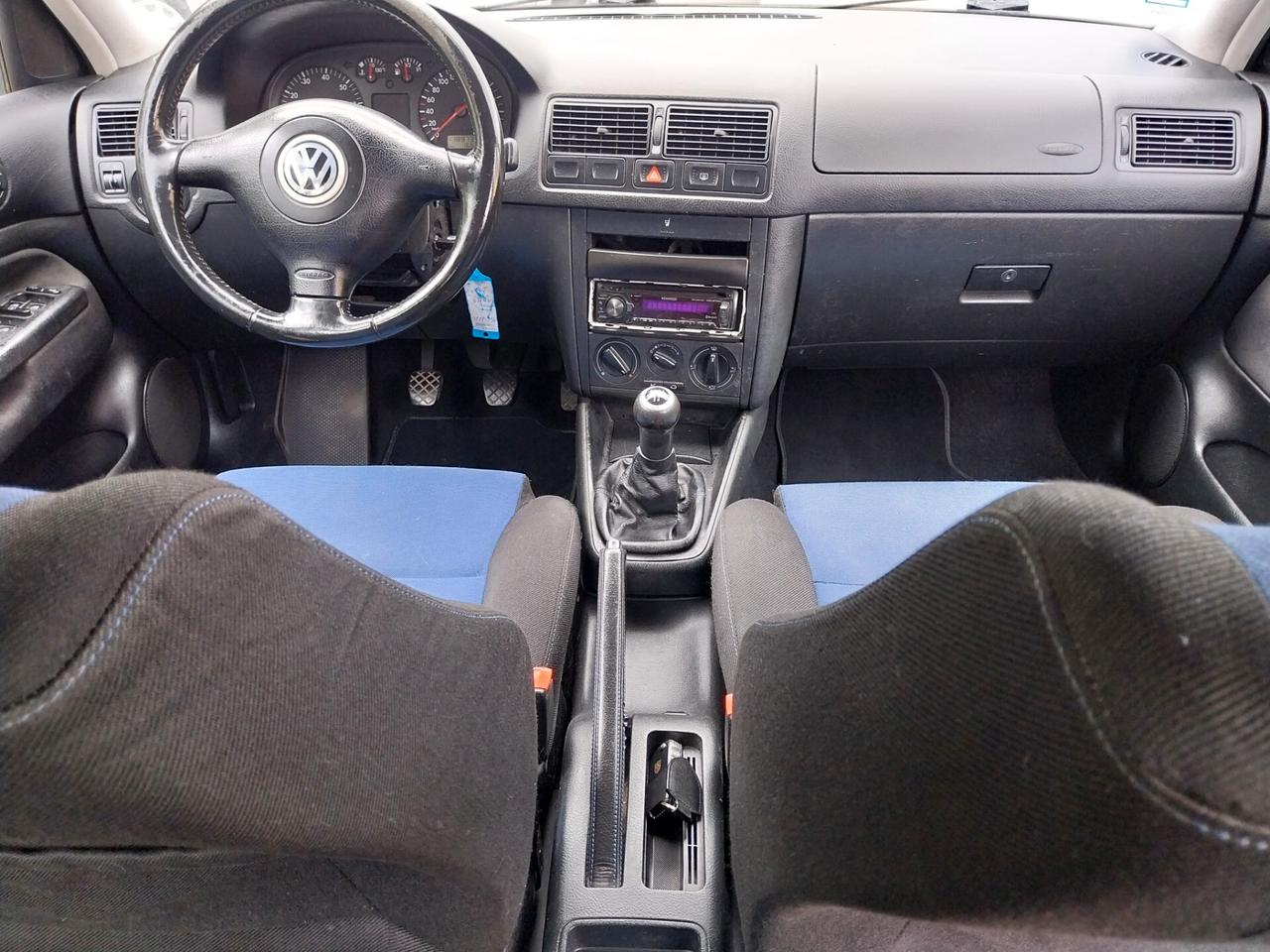 Volkswagen Golf 1.6 16V cat 5 porte Highline