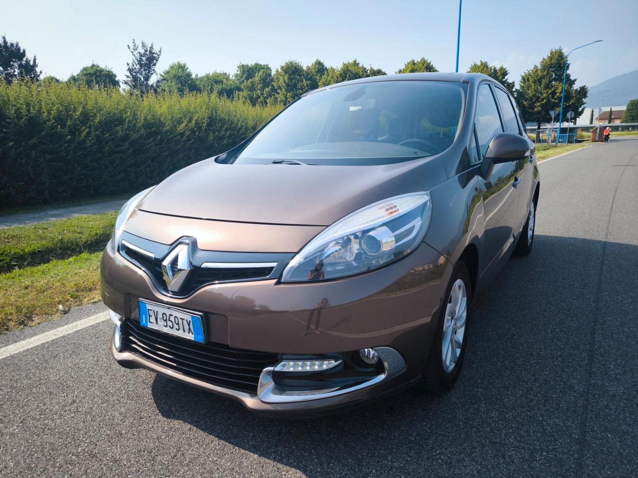 RENAULT SCENIC 1,5 DCI ENERGY - 110CV-7 POSTI-