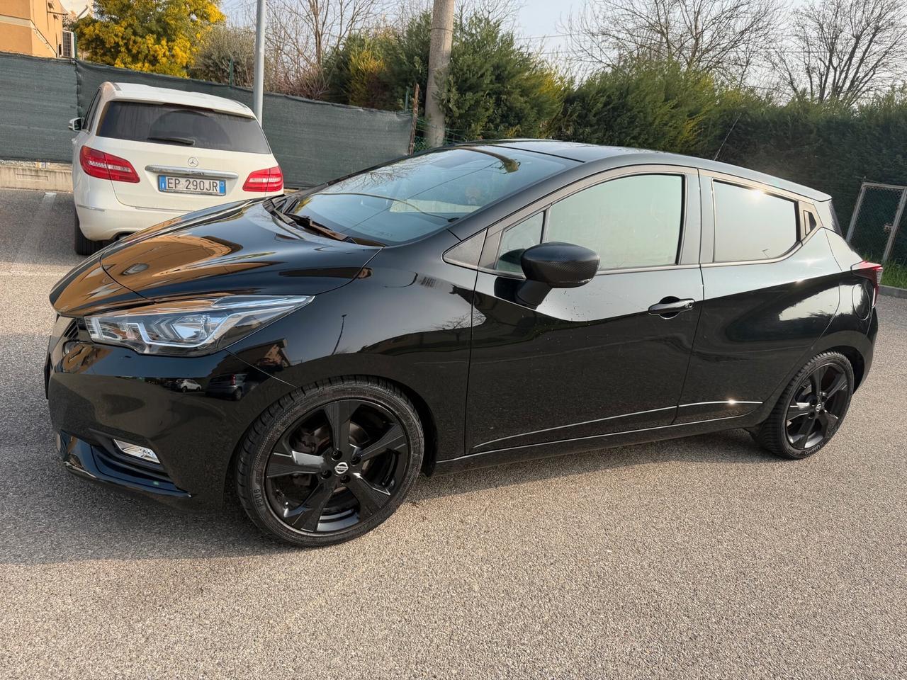 Nissan Micra 1.0 - NEOP. - NAV. - 12 MESI DI GARANZIA -