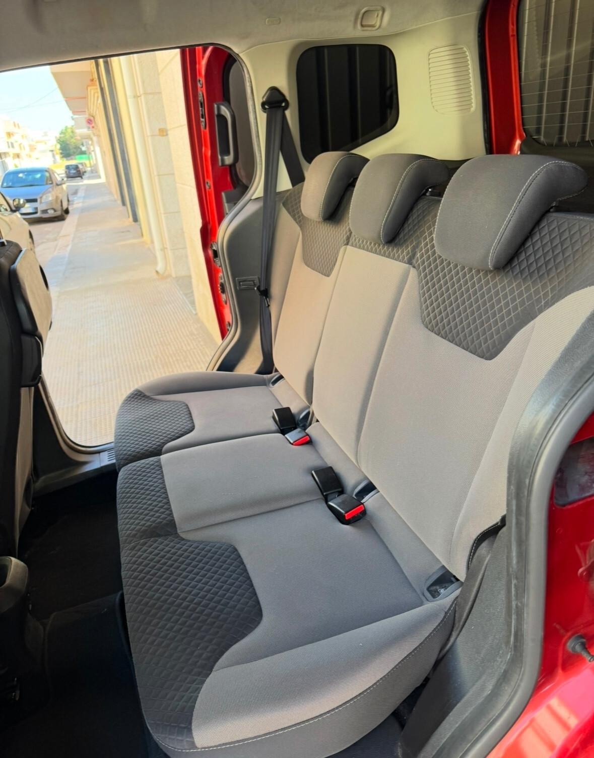 Ford Transit Courier 1.5 TDCi 75CV Van Trend
