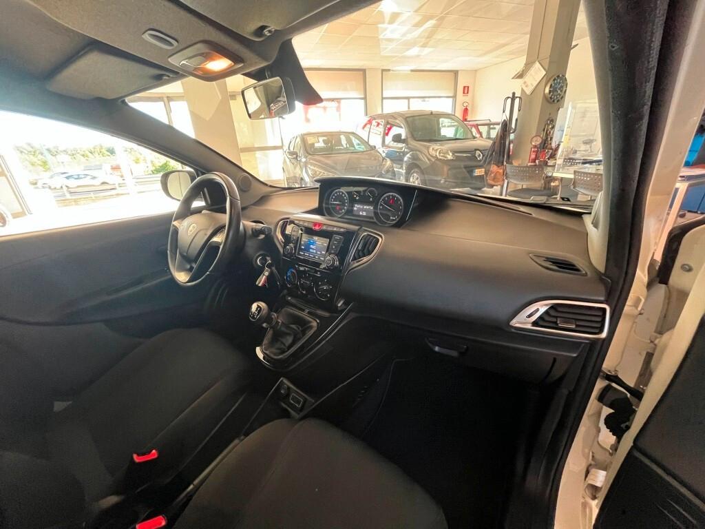 Lancia Ypsilon 1.2 69 Cv 5p Benzina