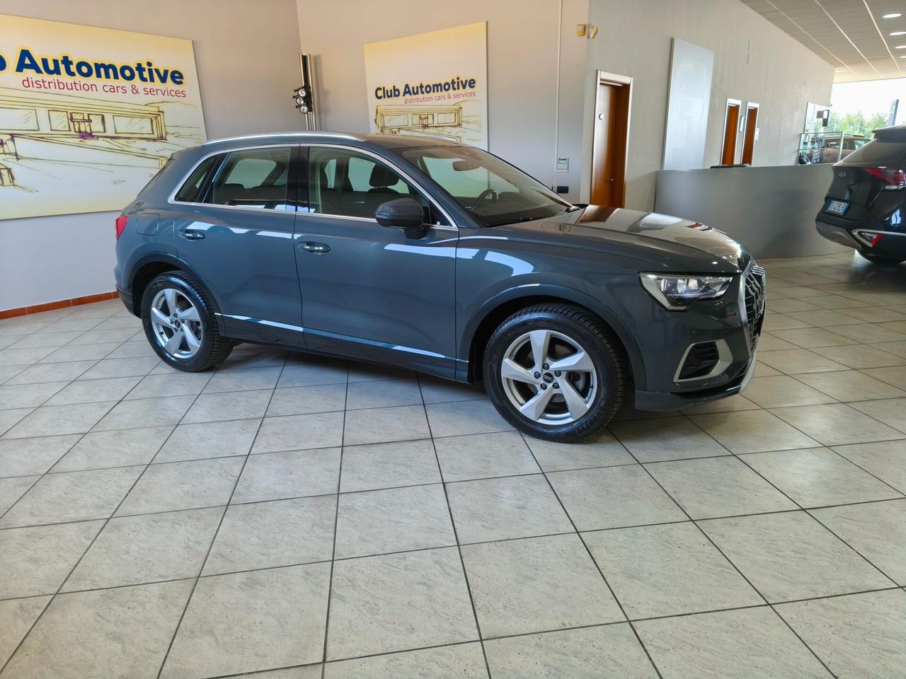 Audi Q3 35 TDI S tronic Business Advanced