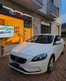 Volvo V40 D2 inscription