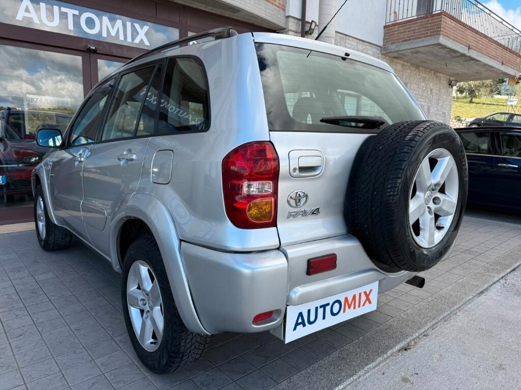 Toyota Rav4 4x4 2.0 D-4d 16v 5p Sol