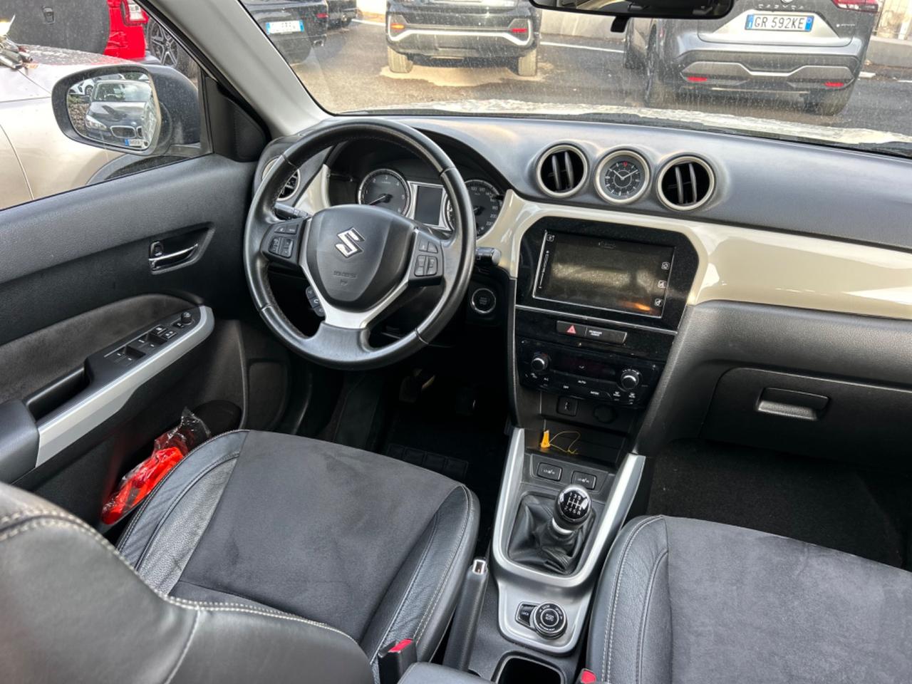 Suzuki Vitara 1.6 DDiS 4WD AllGrip V-Top