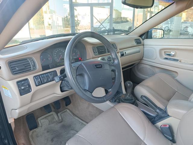 VOLVO C70 2.4i turbo 20V cat LPT Cabrio Sport