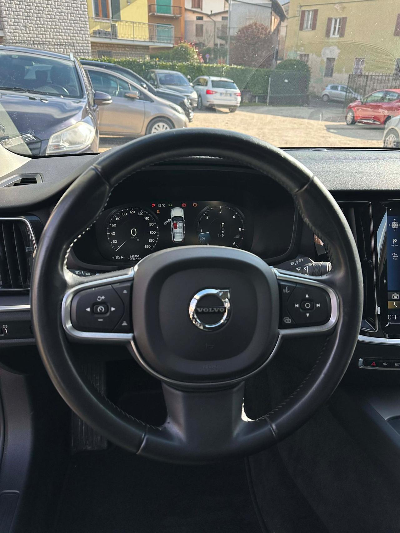 Volvo V60 D3 KMCERT GARANZ UNICOPR FULLLED
