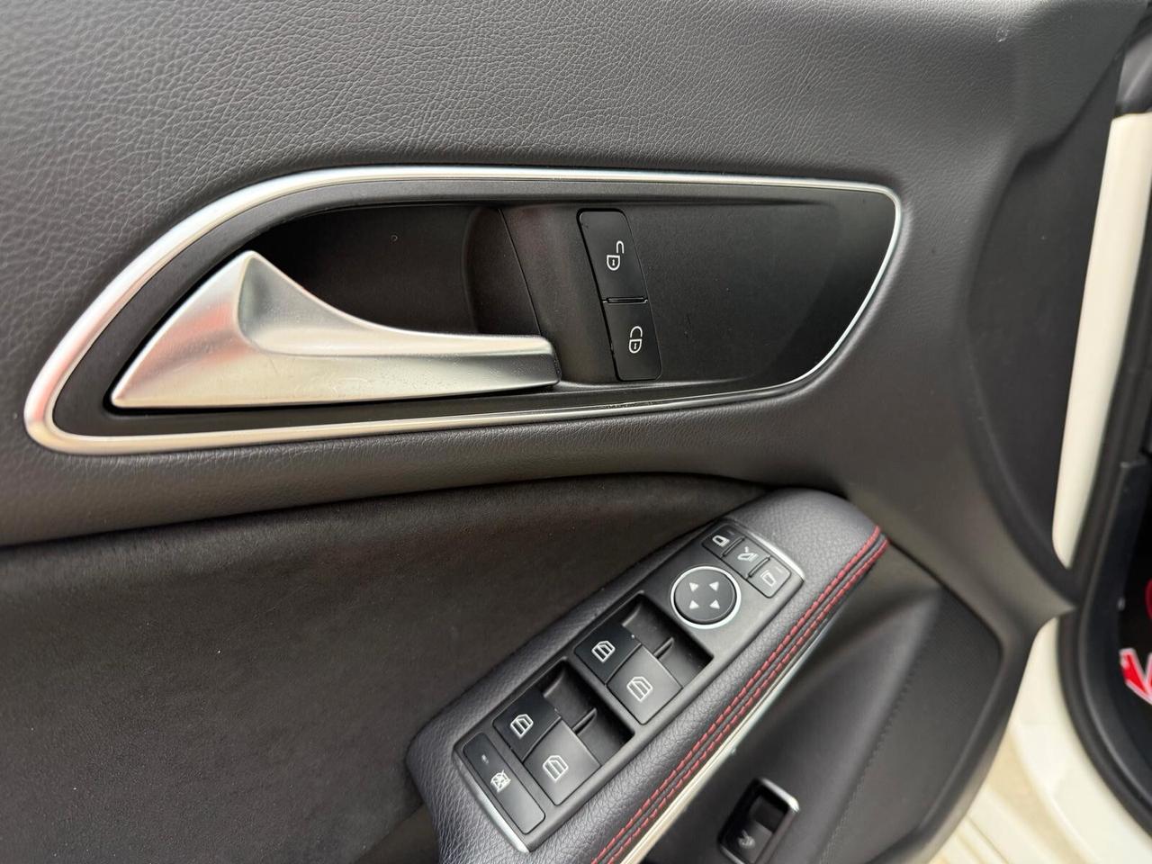 Mercedes-benz CLA 220 d 4Matic Automatic Premium