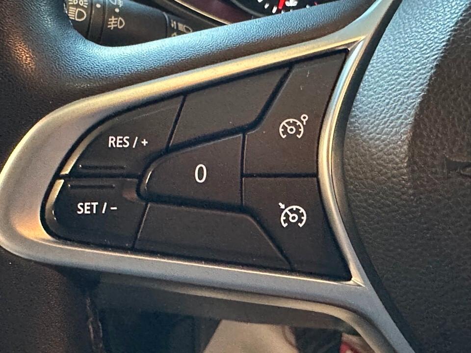 Clio 1.0 tce Business 90cv neopatentati