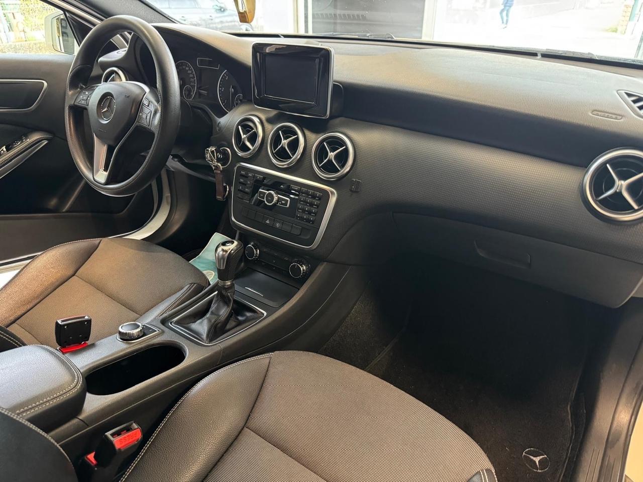 Mercedes-benz A 160 CDI Premium