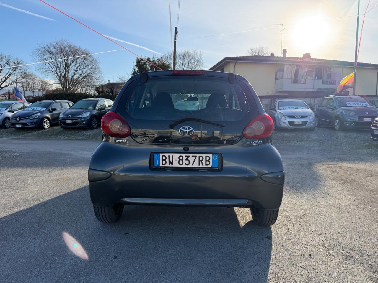 Toyota Aygo 1.0 12V VVT-i 5 porte Sound