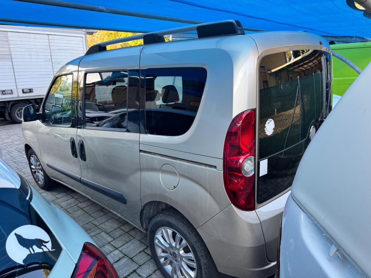 Fiat Doblo 5 posti automatico