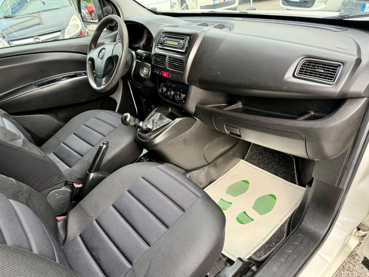 Opel Combo 1.4 Turbo EcoM Van Ok NEOPATENTATI
