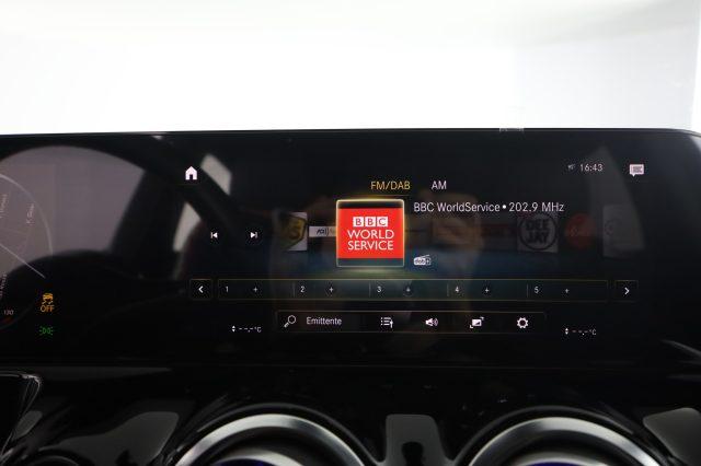 MERCEDES-BENZ CLA sse GLA GLA 200 Automatic PREMIUM