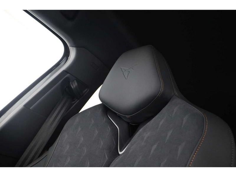 Cupra Terramar 1.5 e-Hybrid DSG VZ 20" Cockpit Camera 360°