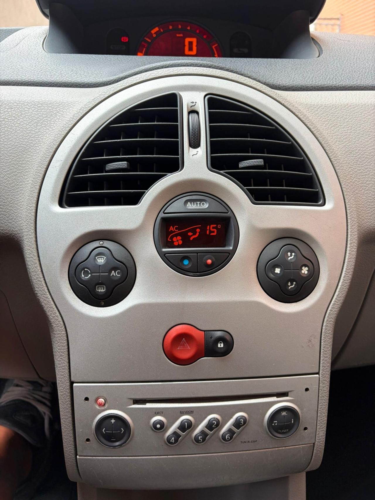 Renault Modus 1.5 DCI 82CV LUXE PRIVILEGE