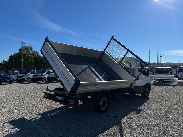 IVECO Daily 35S14 RIBALTABILE TRILATERALE NUOVO