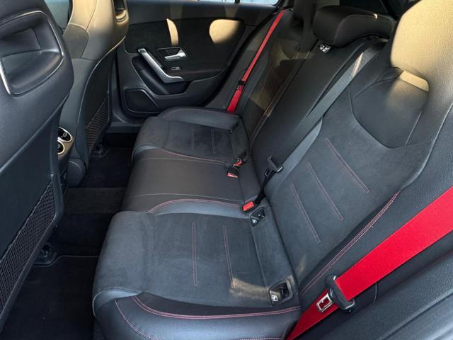 MERCEDES-BENZ A 35 AMG 4Matic AMG *Aerodynamics Package* *SOLO 30.000Km!*