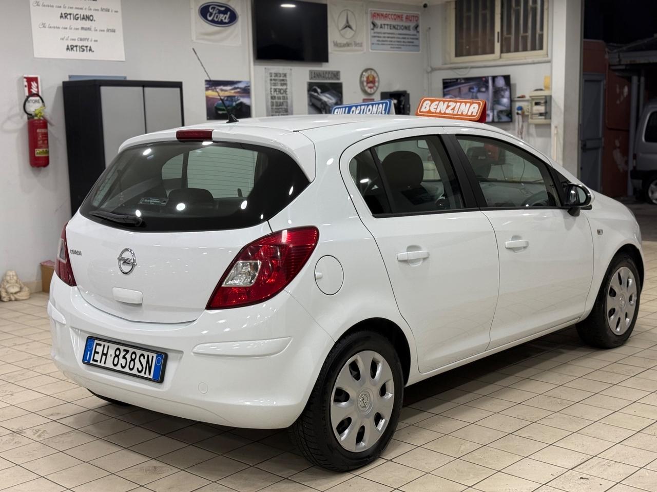 Opel Corsa 1.2 cosmo restyling nuova