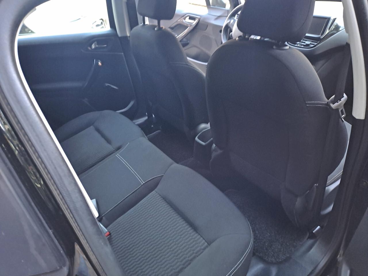 Peugeot 208 BlueHDi 75 5 porte Active.Pochi KM