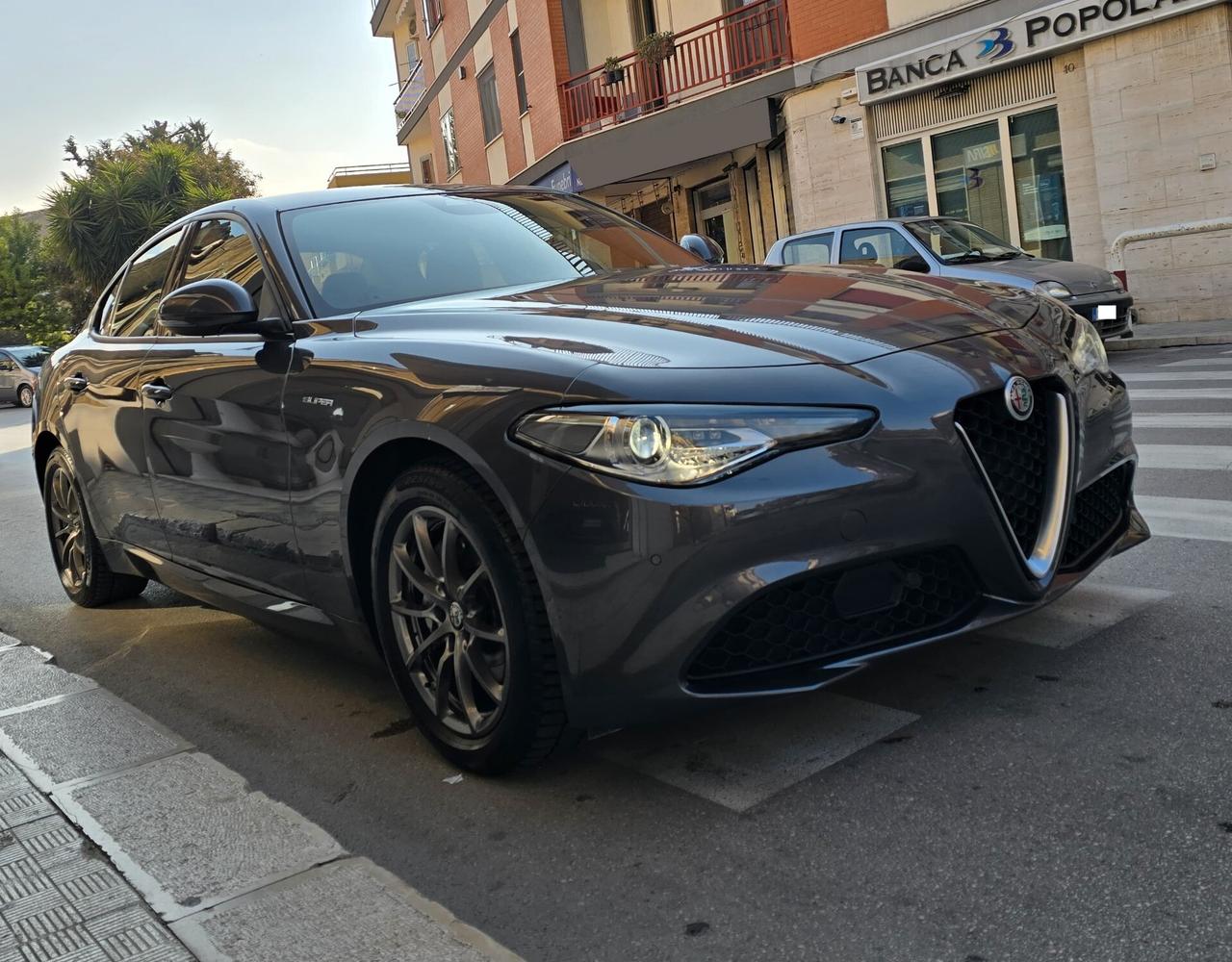 Alfa Romeo Giulia 2.2 Turbodiesel 136 cv AT8 Super