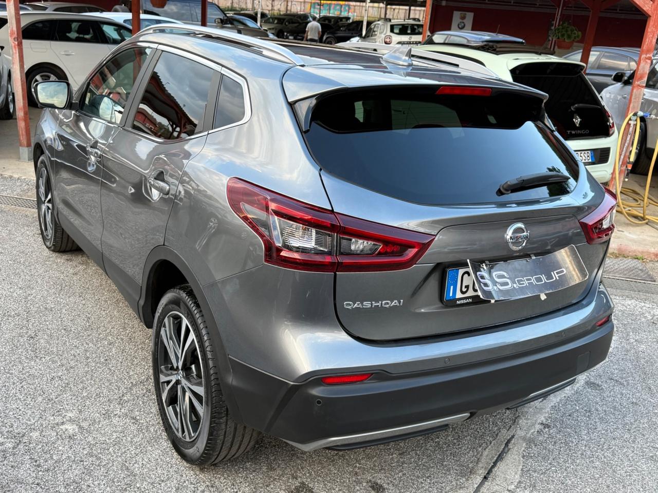 Qasqhqai 1.5 dci-unipro-( 69 mila km ) -unipro-rate