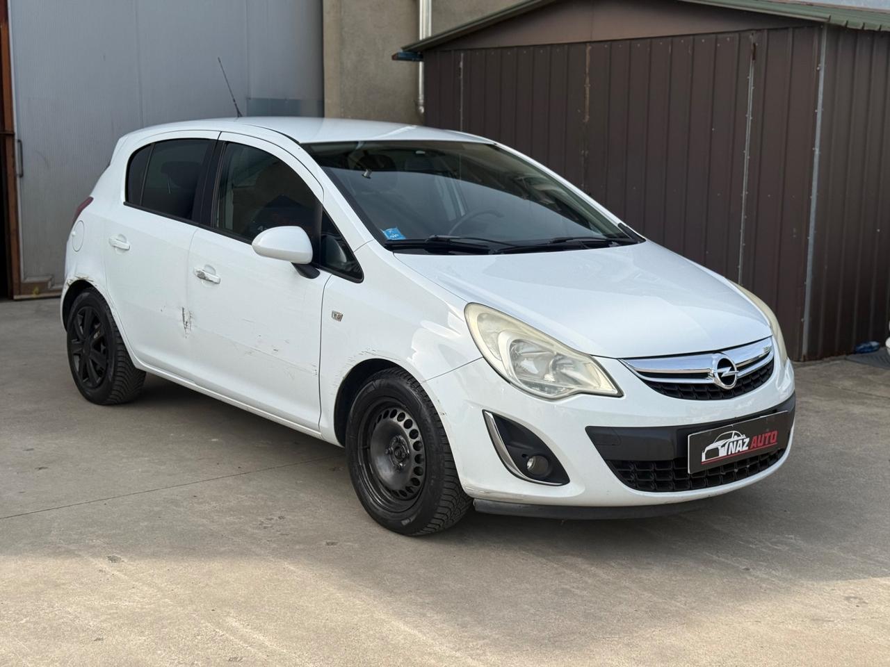 Opel Corsa 1.2 5 porte Cosmo