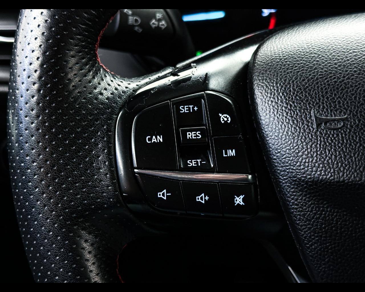 FORD Focus 4ª serie - Focus 1.5 EcoBlue 120 CV 5p. ST-Line